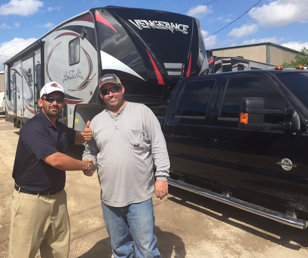 FunTownRV's tweet photo. RV DAVE SOLD!!! Mr Miller His 2015 Vengeance 398V https://t.co/YS81gSgLq5