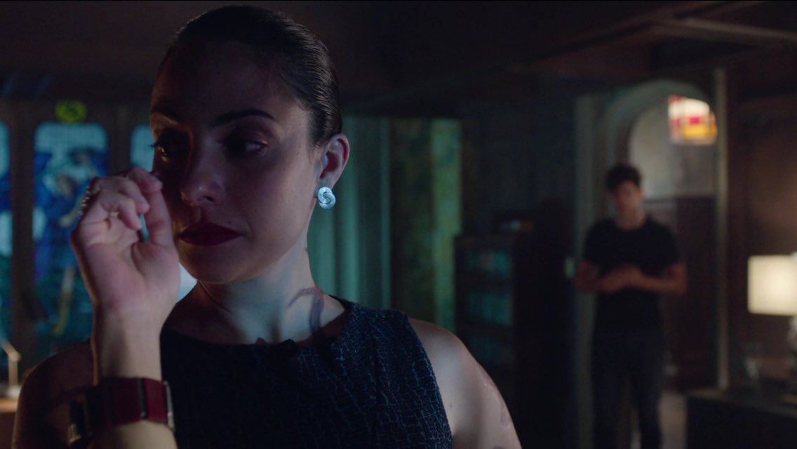 By_The_Angel4's tweet photo. One of my favourite scenes #Shadowhunters #OfMenAndAngels @NicolaNCD @MatthewDaddario @ShadowhuntersTV https://t.co/VSfbhLJxxr