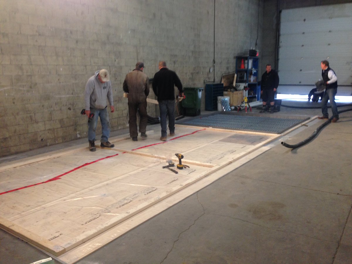 ciaoangelo99's tweet photo. Great demo day FastFloor retrofit panels. @FastformICF #fastfloor #max4 @REPPELbv #concrete #agilia @LafargeHolcim https://t.co/RaoXRaoxL1