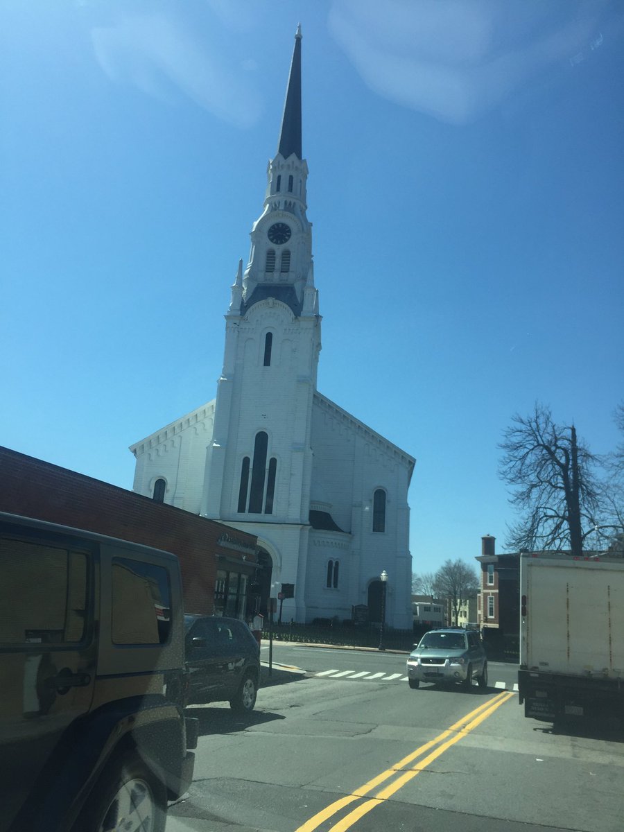 GibblesandBitz1's tweet photo. Dialect: the town decided to pay for the church to be fixed otherwise it would be destroyed #tmlt #socy16 https://t.co/bwjCnxhluC