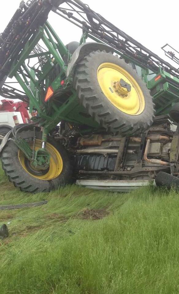 LindsayKimbrell's tweet photo. Driver was going too fast, over corrected, nothing farmer could do to avoid it. 14 yr old passenger critical cond. https://t.co/8jFgliueIC