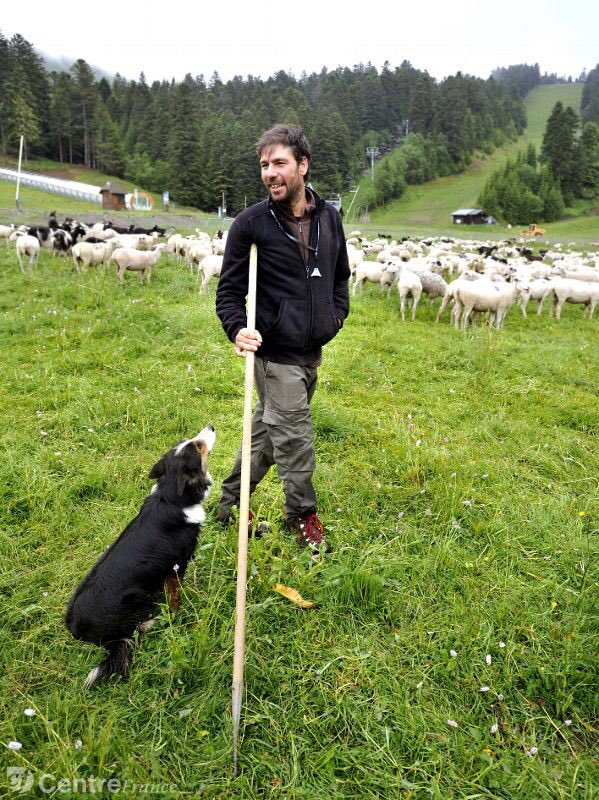 Ego_Jerry's tweet photo. Jean-Paul, 42 ans, vient de se positionner! #VenteOM "Je peux les amener loin, leur faire gravir des montagnes..." https://t.co/qJ1mufOJGI