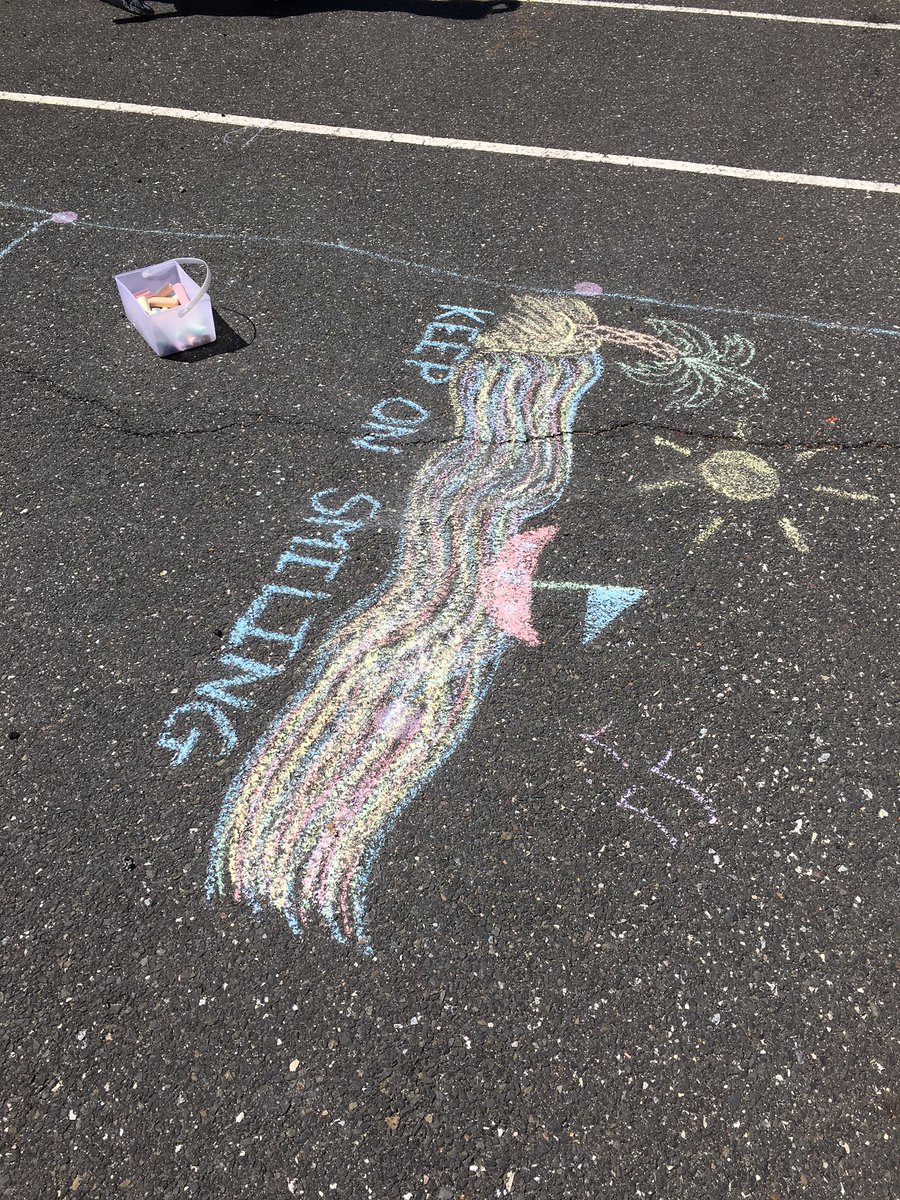 MrsS_Tatem's tweet photo. Dreaming of summer #tatemtweets #recessmatters #springfever2016 https://t.co/YB4QapyXh0
