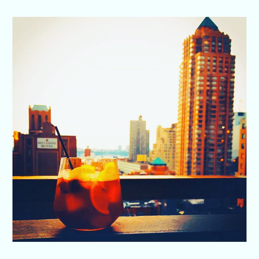 theatticnyc's tweet photo. #Tonight #IndustryNetworkingSocial 🍸Come mingle #AfterWork on our #Rooftop 🍾Sounds by @dj_double_s #TheAtticNYC https://t.co/lFv3741TZ1