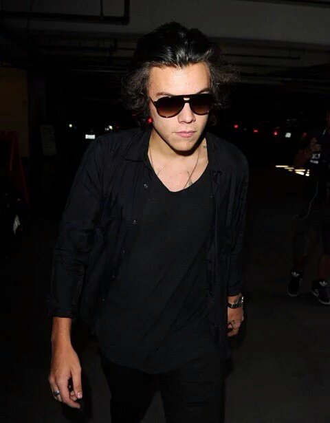HarrynGlasses's tweet photo. https://t.co/lWRZ3d3Qek
