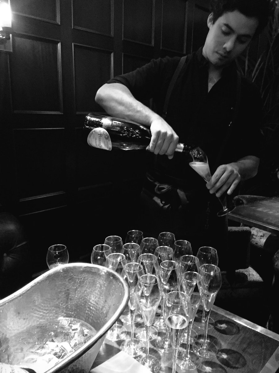 TattuRestaurant's tweet photo. @OpihrGin @PerrierJouet_UK in The Parlour for @JCIManchester tonight #jcitastes https://t.co/4ogug1P6zN