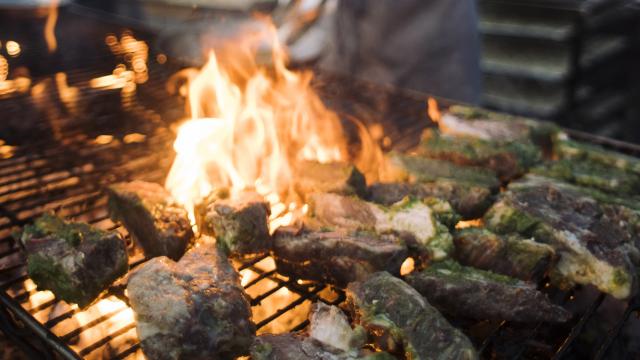ZagatAustin's tweet photo. If you missed #LIveFire2016, here are our 12 favorite bites (&amp; not all from Austin either)! https://t.co/bOd95lPhzX https://t.co/7eNwtukYzz