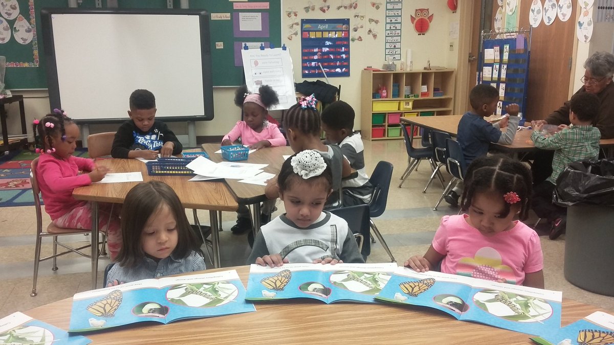 putnamprek's tweet photo. We love learning about butterflies in each of our centers this week #pmprek #prek #butterfly @ChetmScott https://t.co/o0gYslSw2a