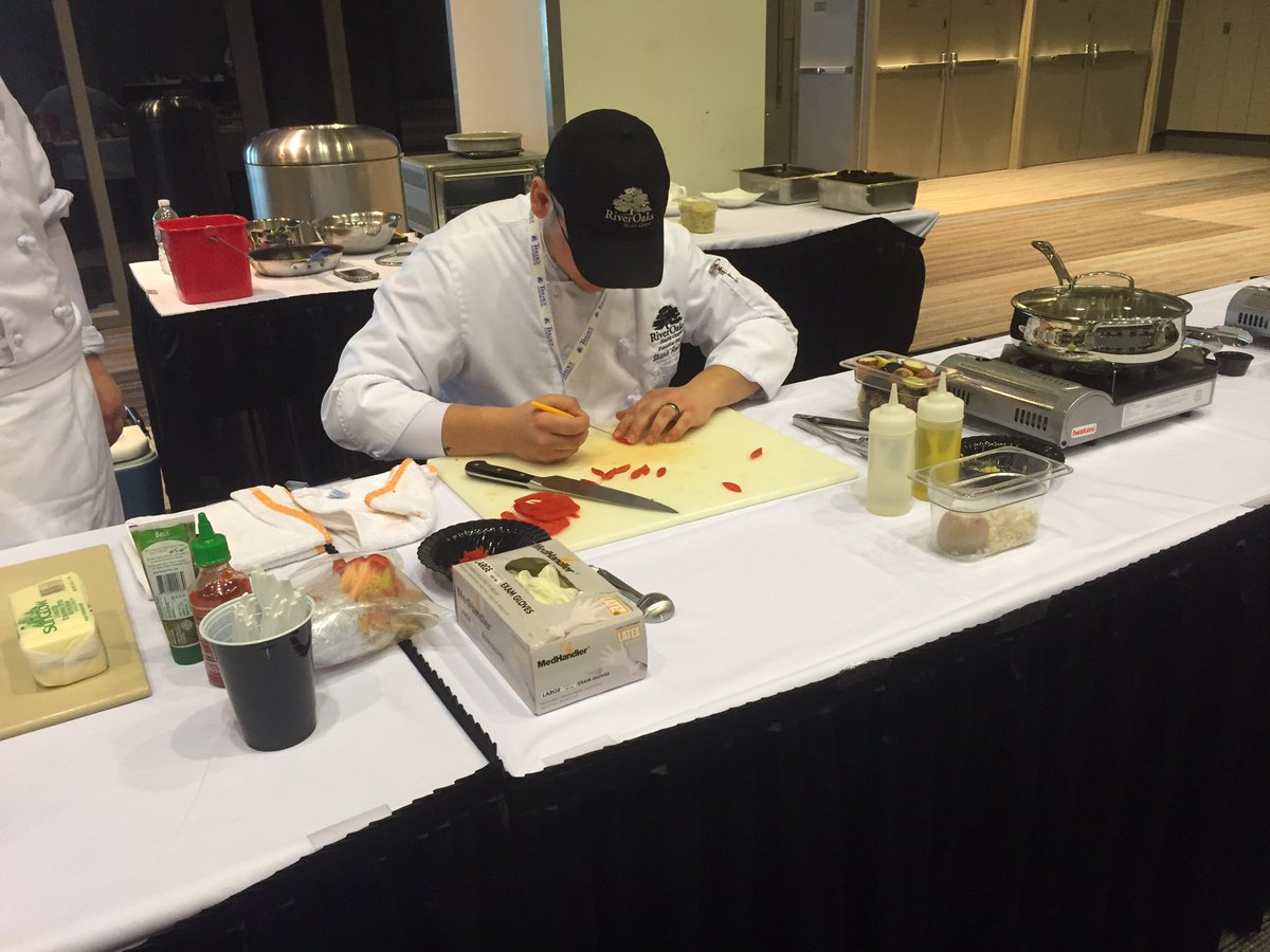 Trilogy_Mtgs's tweet photo. Retweet if you think we have the best chefs in senior living today! #CulinaryOlympics #RoadToRemarkable https://t.co/xM0Ws16kfT