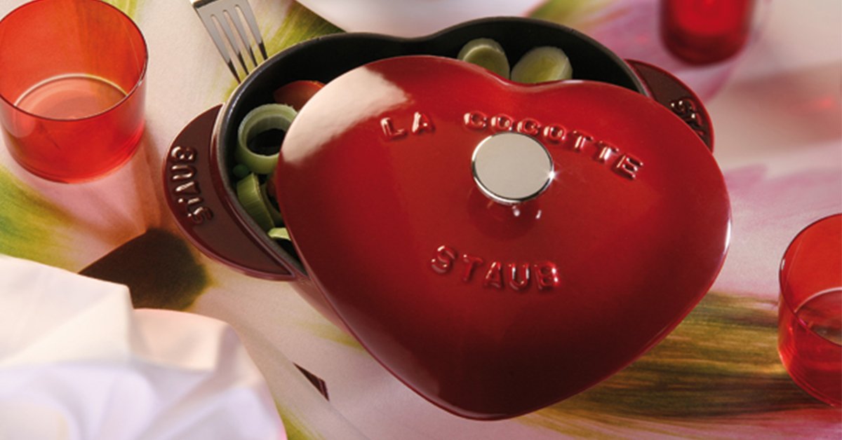 FoodNetwork's tweet photo. For the superwoman in your life, get ready for Mother's Day with the ultimate gifts: https://t.co/txQaQeCPaF. https://t.co/wLZp5ED72Z