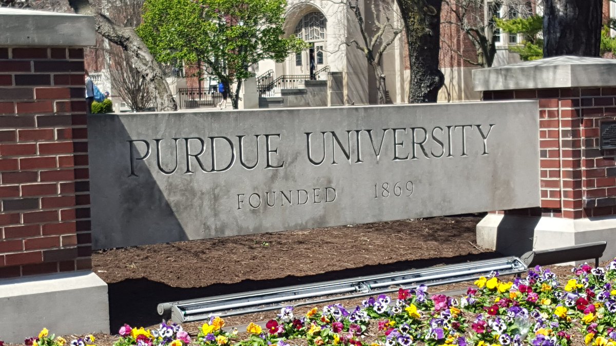 roxboosters's tweet photo. Purdue does college visit days right! BOILER UP!!!! #onlypurdue https://t.co/0ZsHpcxict