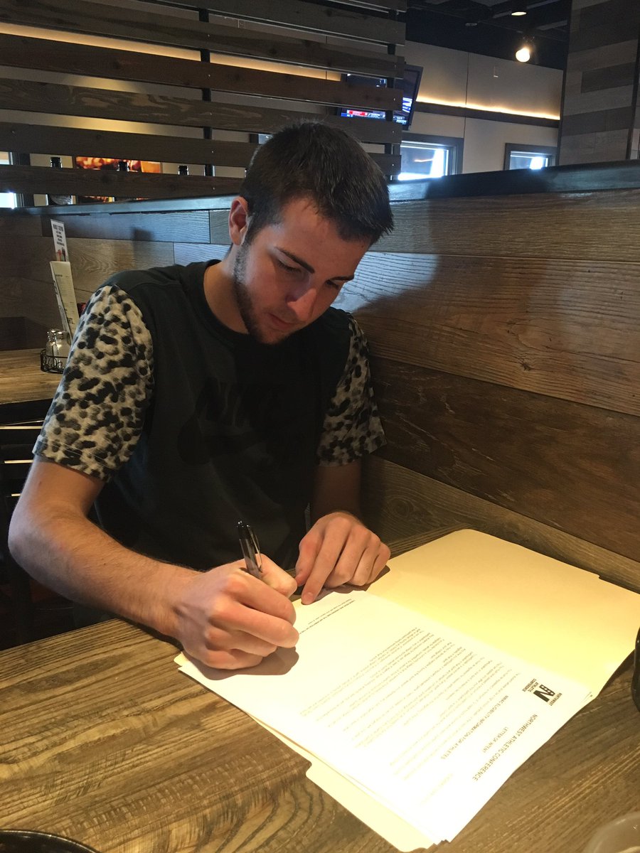 Riley is a great kid who competes. He is long, athletic, high IQ player. We are excited to get him in. #bmcchoops