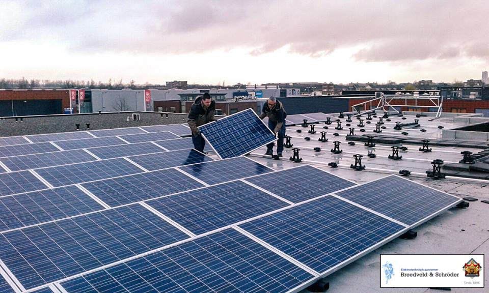 DirkTessels's tweet image. @Breedveld_Tech realiseert #zonnestroom installaties, specialisten in #duurzame energie.