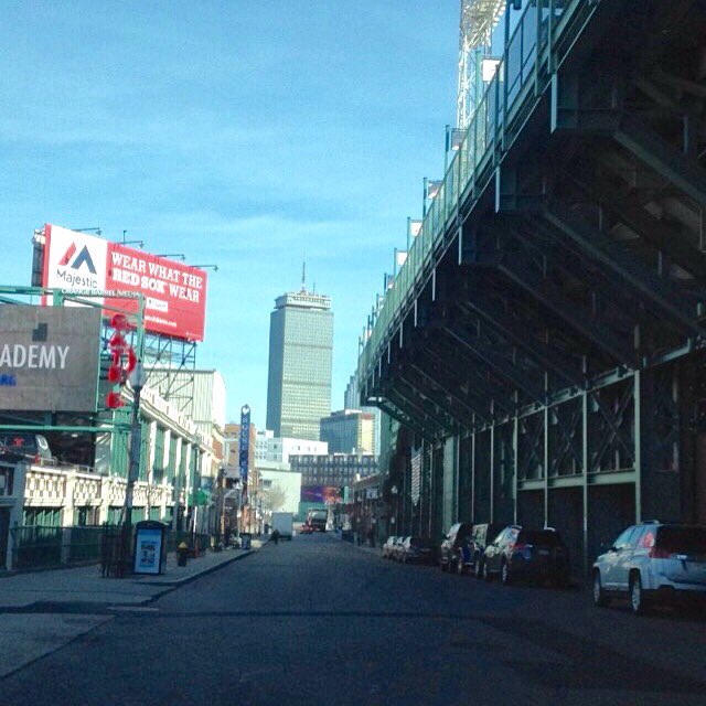 boston_daily1's tweet photo. "That ball's coming down on Lansdowne Street..."
#Boston #Fenway #BostonDaily #GiantGlass #visitboston https://t.co/2cQMwwhMmN