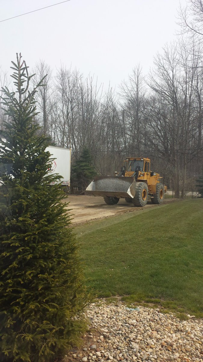 PVTDispatch's tweet image. Its Spring,  that means making it look beautiful around here.  Brad has been working all day making it happen!