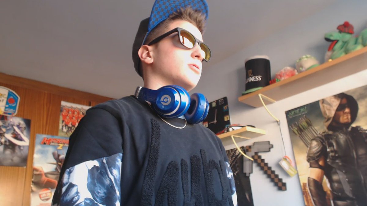 bytarifa's tweet photo. Ahi teneis xdddd ¿Que creéis que sera? https://t.co/hPBdnSw1r1