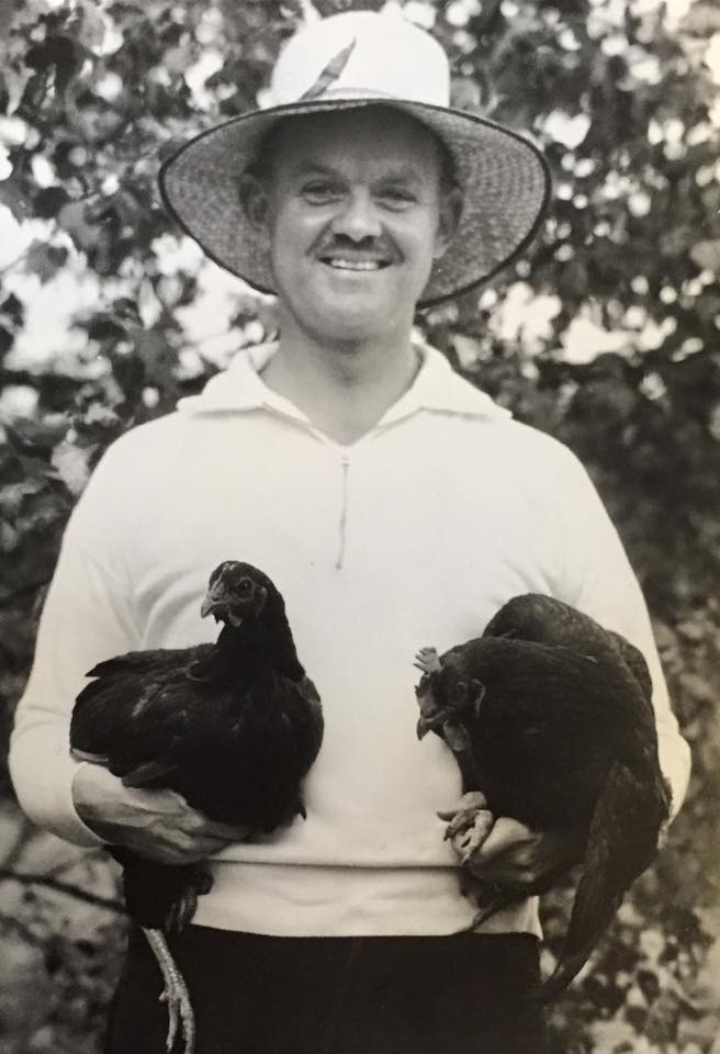 MetOperaGuild's tweet photo. Lawrence Tibbett raised lots of animals on his country estate—here he is with his hens Tabitha & Mehitabel! #MetPets https://t.co/AosJ3XS9Zt