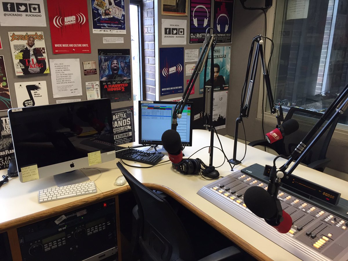 FreeAir_'s tweet photo. Yo @uicradio fam!! Can I get a @TheJungleBook prize pack? #prettyplease https://t.co/XEkQiznB2B