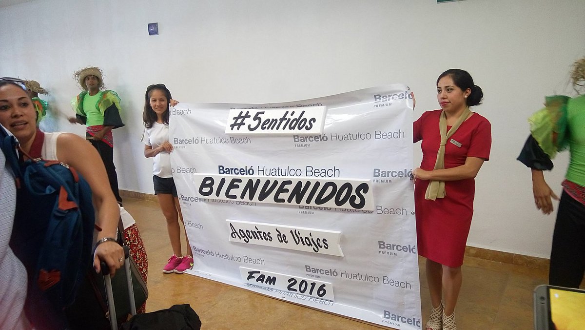 anaisdiazgtz's tweet photo. #5entidos #Fambarcelo 2016 😁😁🐟🐠🐚🐙🐬🐳🐋 https://t.co/zrUBmOvGjm