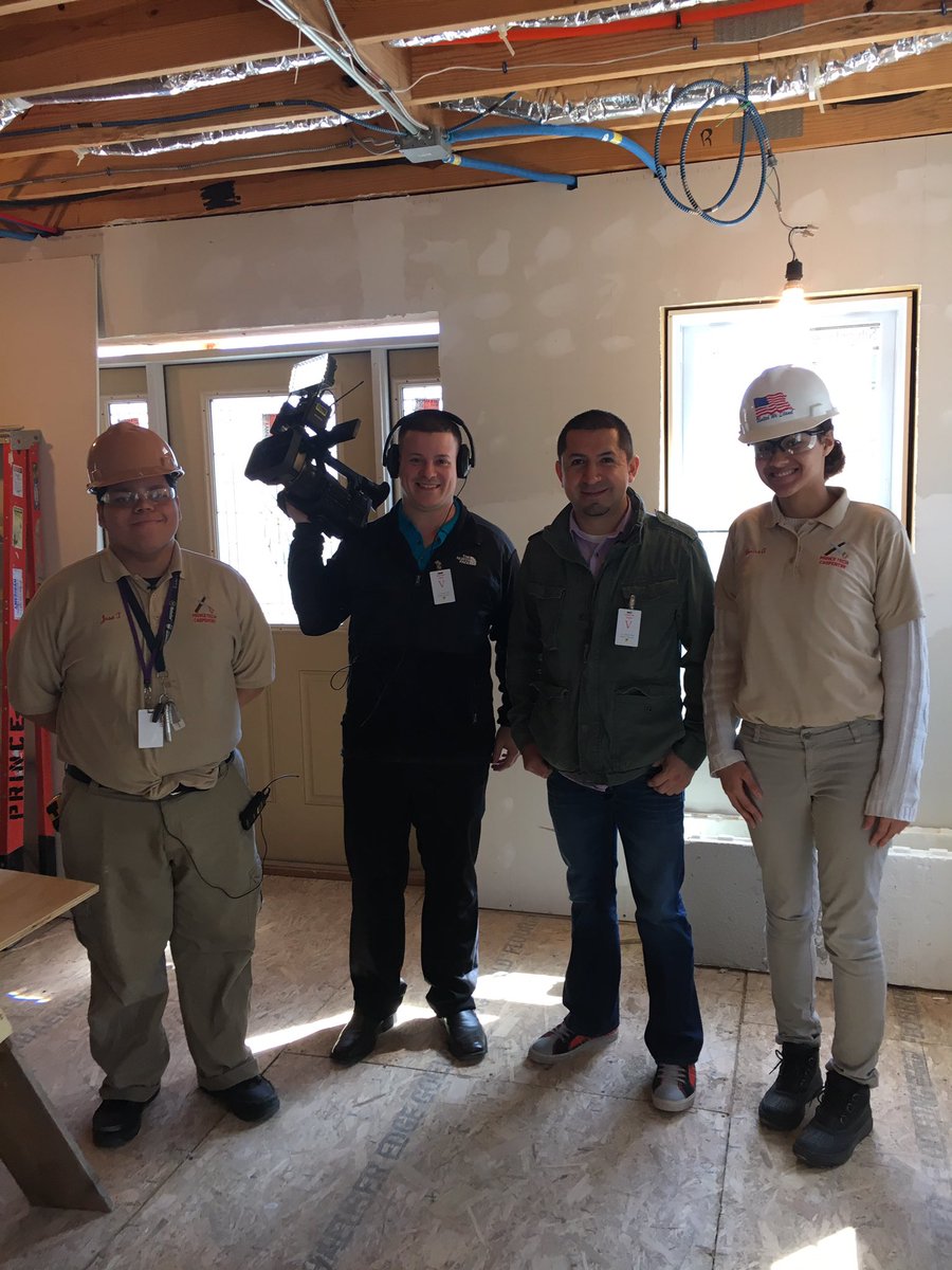 CTTechHS's tweet image. @WUVNHARTFORD &amp;amp; .@HartfordPR - thanks for the visit to #Princetech today. We look forward to the 4/23 show airing!