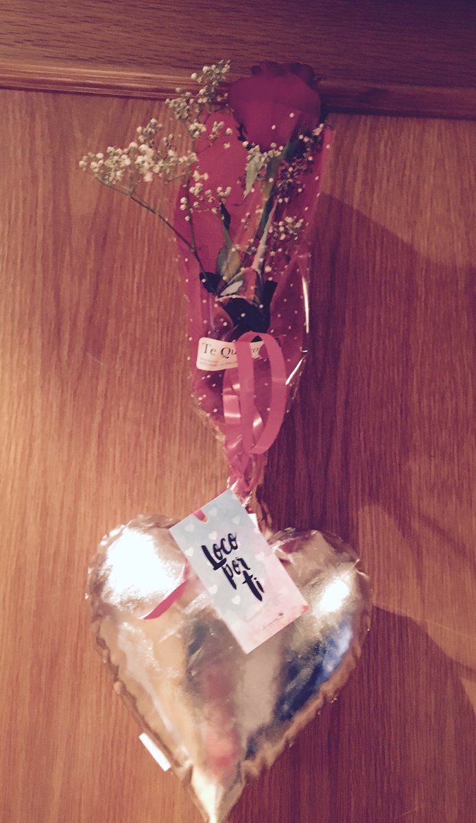 Esos, a los que te sigan conquistando; son a los que llaman HOMBRES. ☝🏼️yo, tengo al mío: <a href="/Kurrolando/">Kurro Cantos</a> ❤️