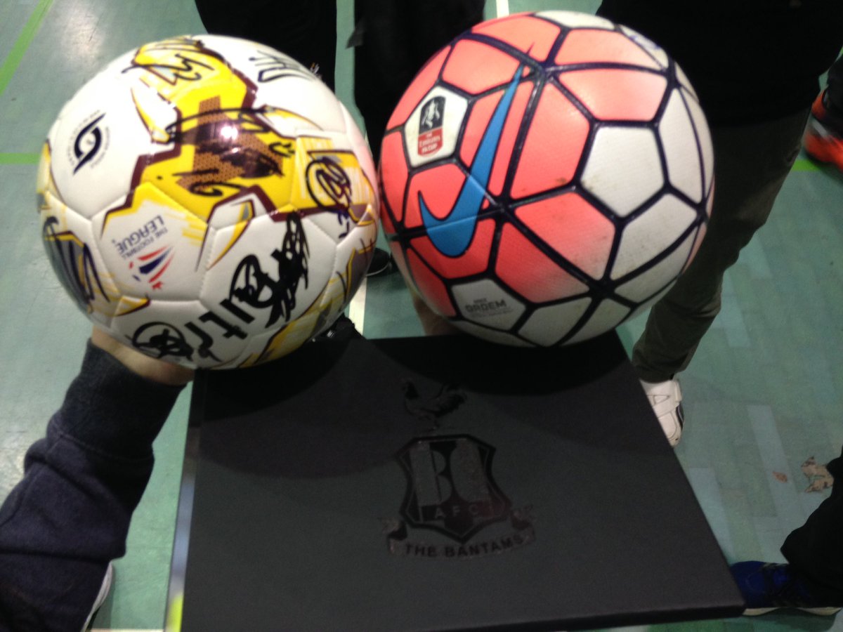 dan_kilvington's tweet image. Selection of prizes given to the participants at the #creatingcoaches event