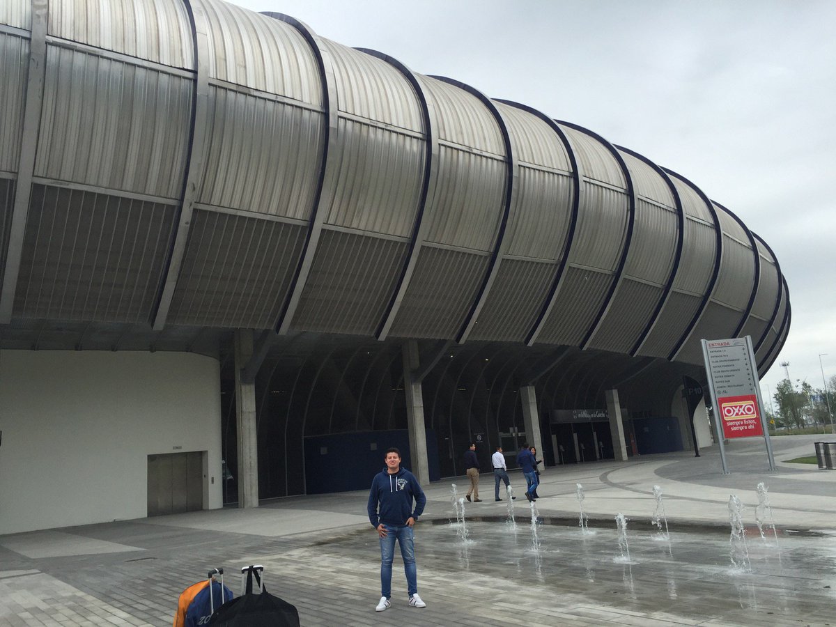 srcgraphix's tweet photo. I'm at Estadio BBVA Bancomer - @rayados in Guadalupe, NL w/ @fercorreav https://t.co/KK1Dxx1tQL https://t.co/YPoPfxH2JL
