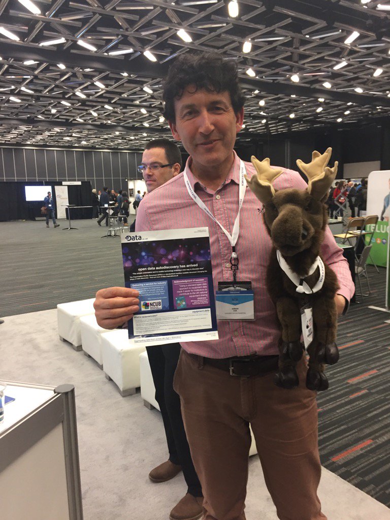 jahendler's tweet photo. With Adrian from Southampton #www2016 https://t.co/co6FQYIXCA