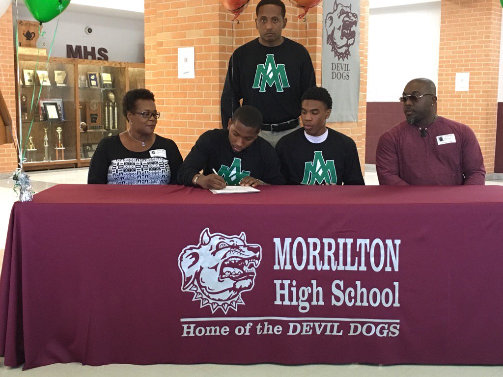 SCCSDAthletics's tweet photo. Congratulations to Chave Zackery on signing NLI to play basketball @UAMsports https://t.co/dPYBKi6skx