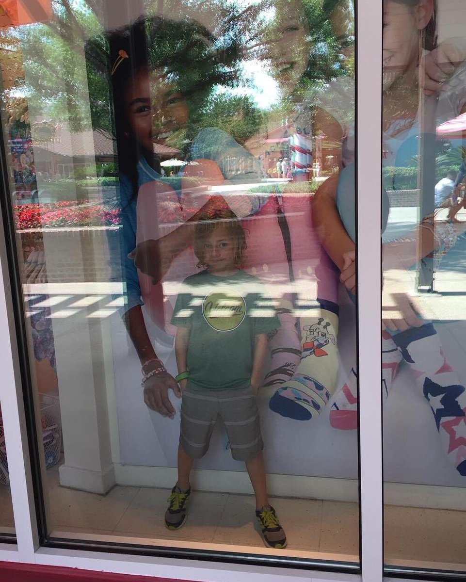 TheRealMadiJ's tweet photo. I was spotted at @DisneySprings at @WaltDisneyWorld in the @LittleMissMatch storefront! 🤗🤗🤗 https://t.co/LT0F0uB6V4