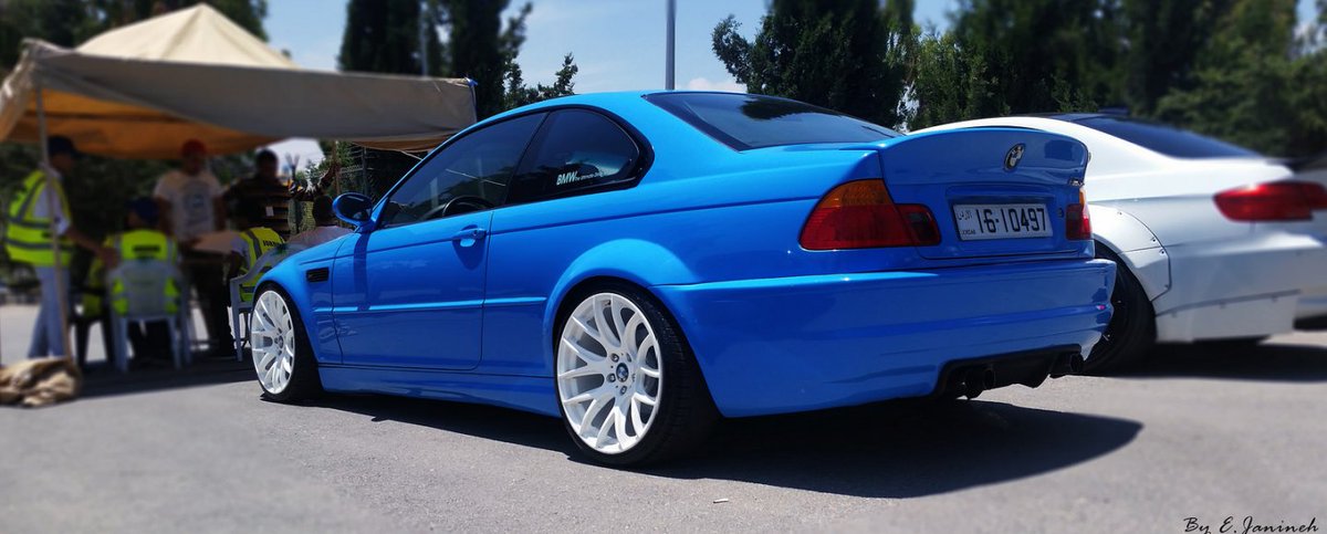 NovedadesMotor1's tweet photo. Finísimo M3 CSL E46 https://t.co/rU4V7eEuNH