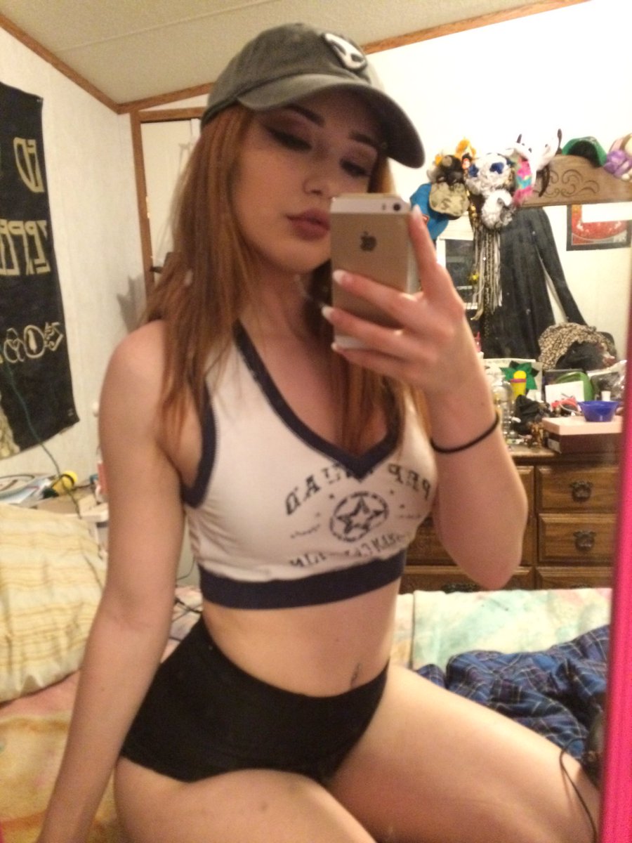 trippyelf's tweet image. The fist pic is blurry and my mirror is dirty but U KNO