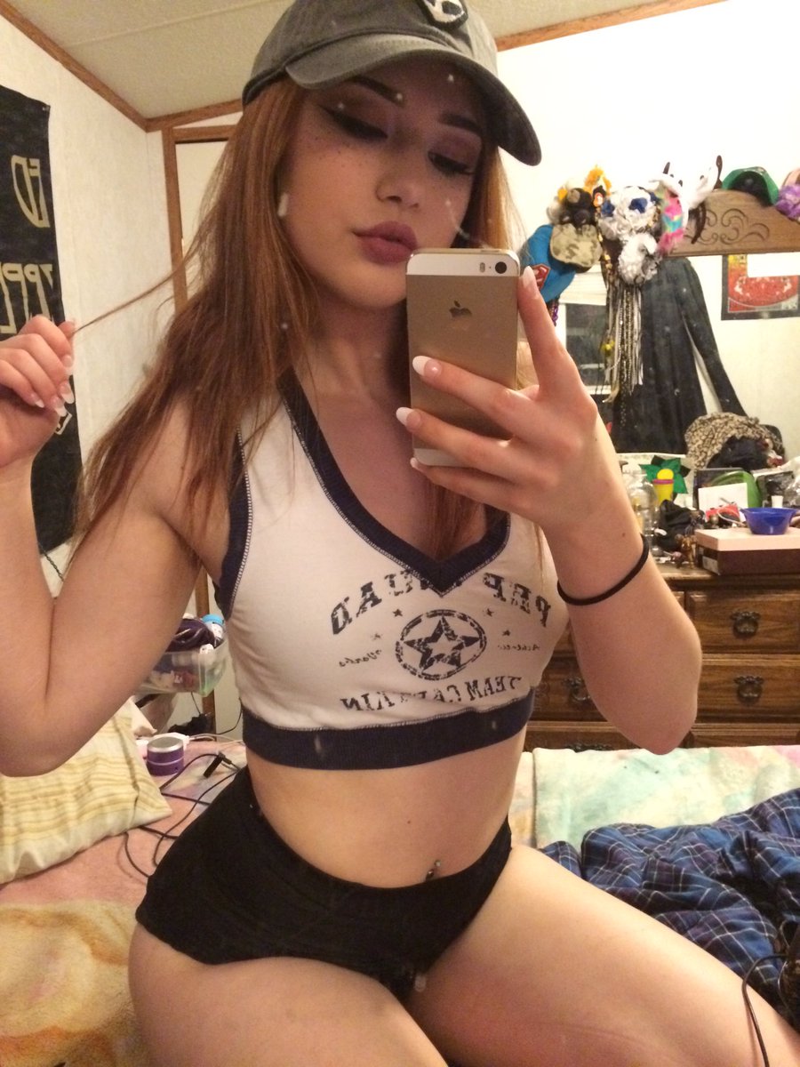 trippyelf's tweet image. The fist pic is blurry and my mirror is dirty but U KNO