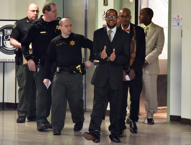 Madinah7's tweet photo. #Dallas6 Claiming Victory!  Hung Jury!  Thanks to jurors who believed in their innocence.
 https://t.co/bY6RoA7S4N https://t.co/tAF5ftv3Qr
