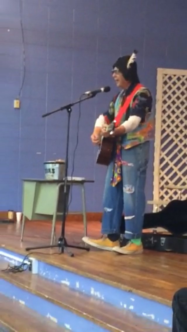 KLEprodigies's tweet photo. Chester Drawers was great today! #childrensauthor #inspiringkids #kle https://t.co/KFuPpUjrI4