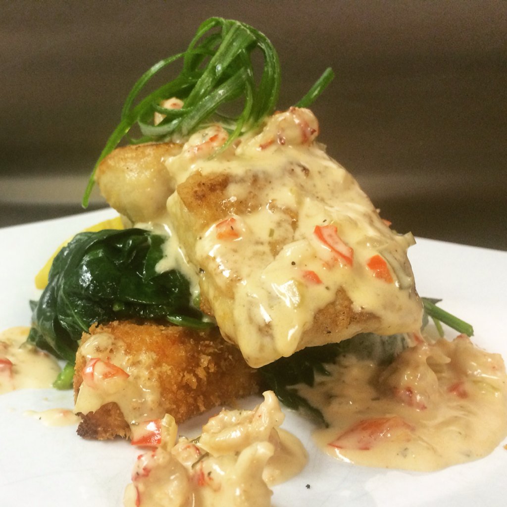 Beautiful Gulf Red Snapper w Sriracha Crawfish Cream  #gulftotable #sriracha