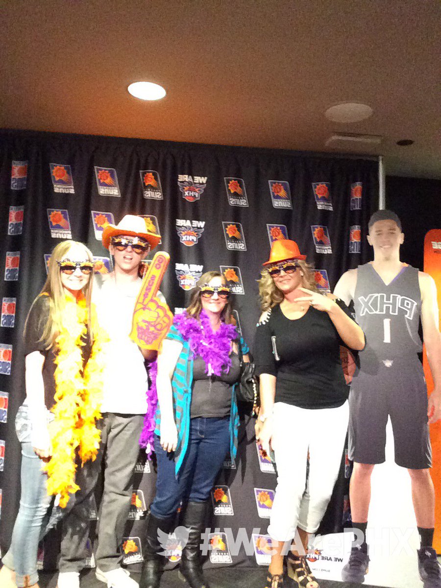 SunsLounge's tweet photo. Family night for the last game of the season!! #WeArePHX https://t.co/qgXkx6tF9k