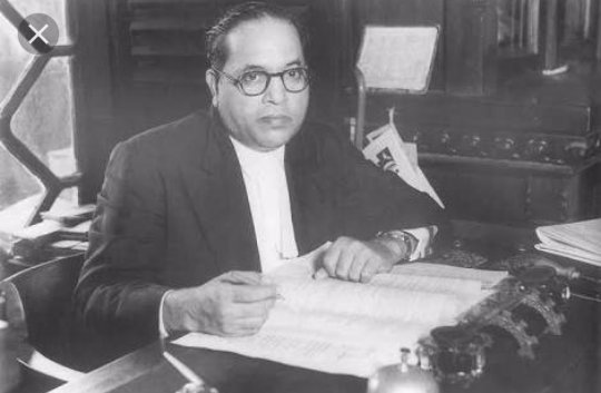 TheBigCityGirl2's tweet photo. Dr.B.R.Ambedkar is No.1student of the world proven by Columbia university https://t.co/W0wfkwP9Jr #125YrsOfAmbedkar https://t.co/G2EvsMhedV