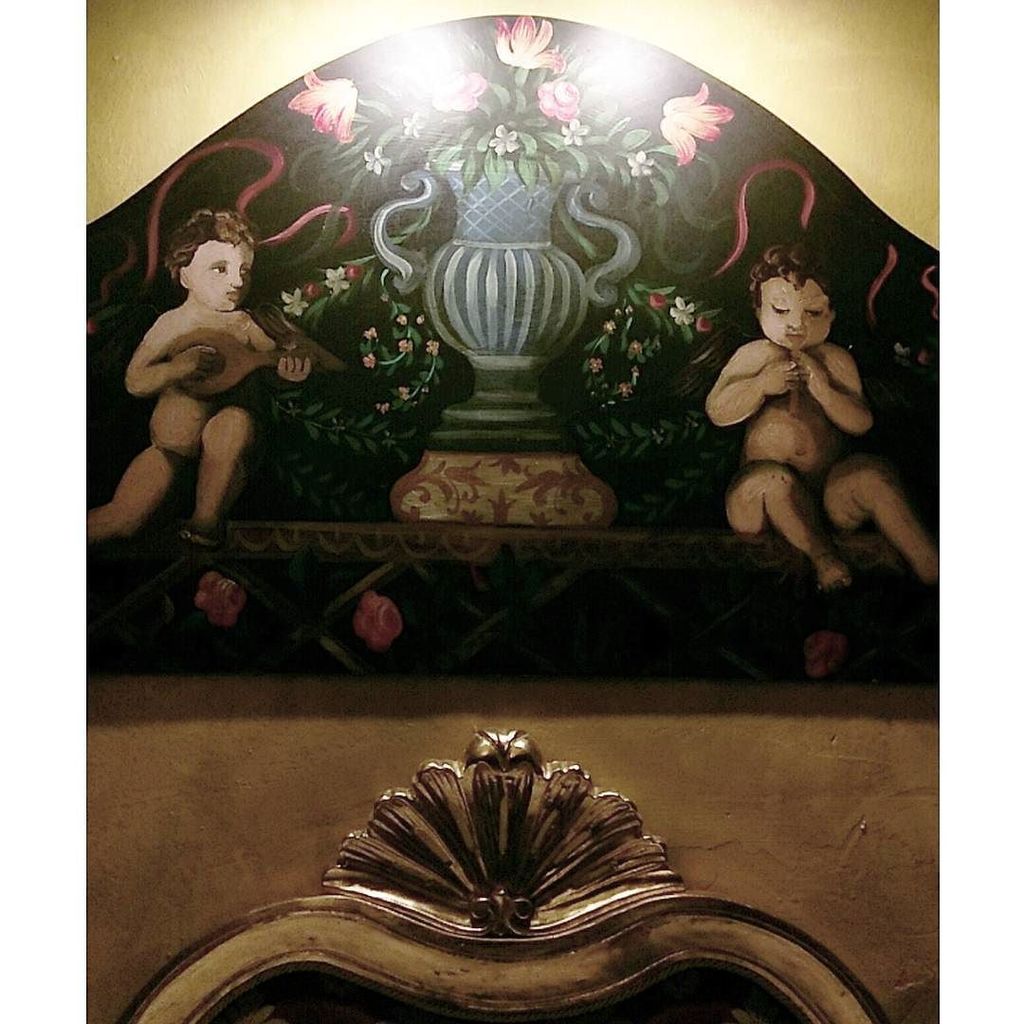 WeTuscany's tweet photo. Buonanotte 😇🙈💖 #baroque #baroccostyle #painting #art #artistico #artistic #goodnight #buonanotte #instadaily #sweet… https://t.co/wFpfSgeARH