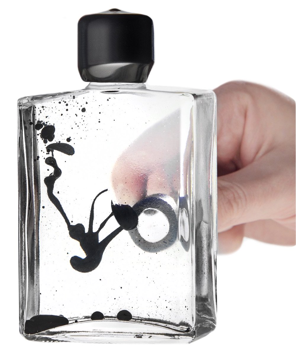 vat19's tweet photo. Ferrofluid in a Bottle works only by magic! The magic of #science, that is. https://t.co/o9WSdjvqWv https://t.co/whbw1pUnYz