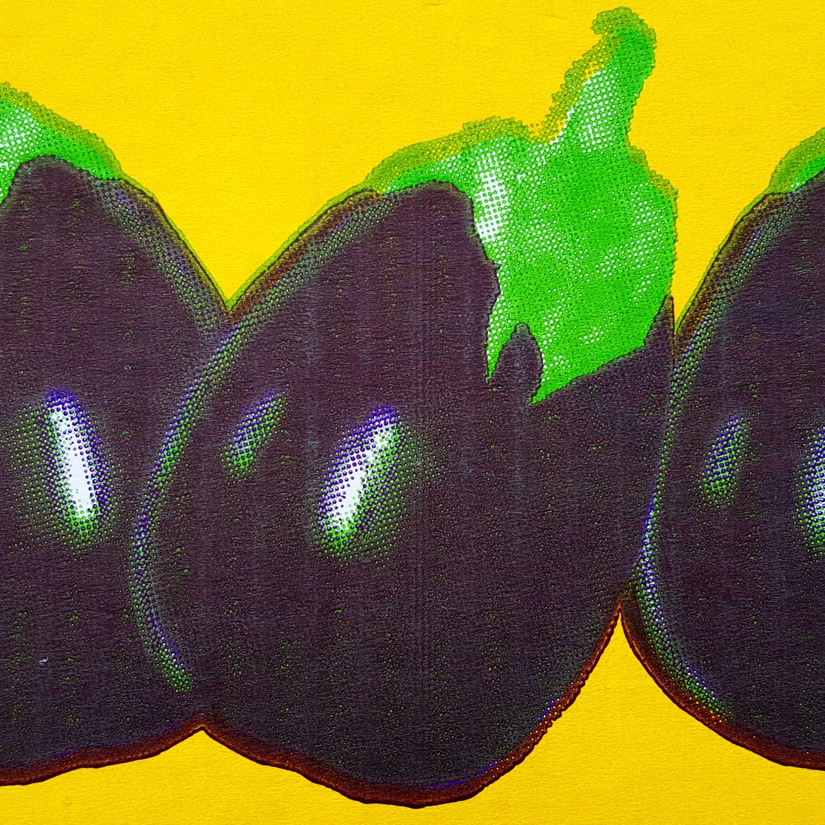 SBRafferty's tweet photo. 34.1699ยฐ S 142.1835ยฐ E Fresh Australian Eggfruit (detail) Buronga, New South Wales #buronga #morello #cartonography https://t.co/bmkazn28BE