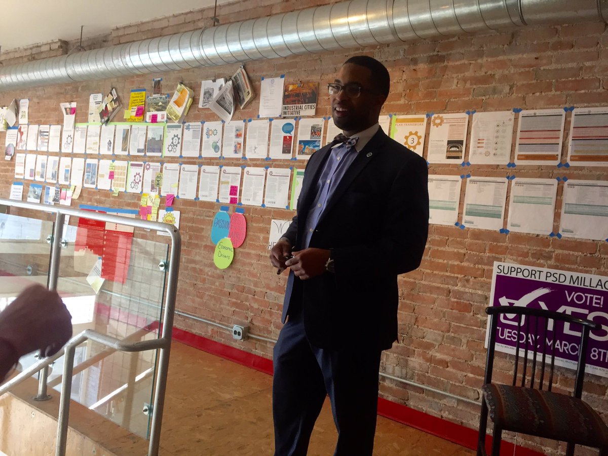 Meet and Greet @ Pontiac Holonomy Incubator - Oakland County Commissioner David Bowman and Pontiac Moving Forward