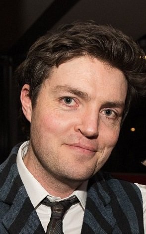 tomburkelove's tweet photo. RT if you love this man! ❤❤❤ #TomBurke #Burketeers https://t.co/ISfl6kc2kt