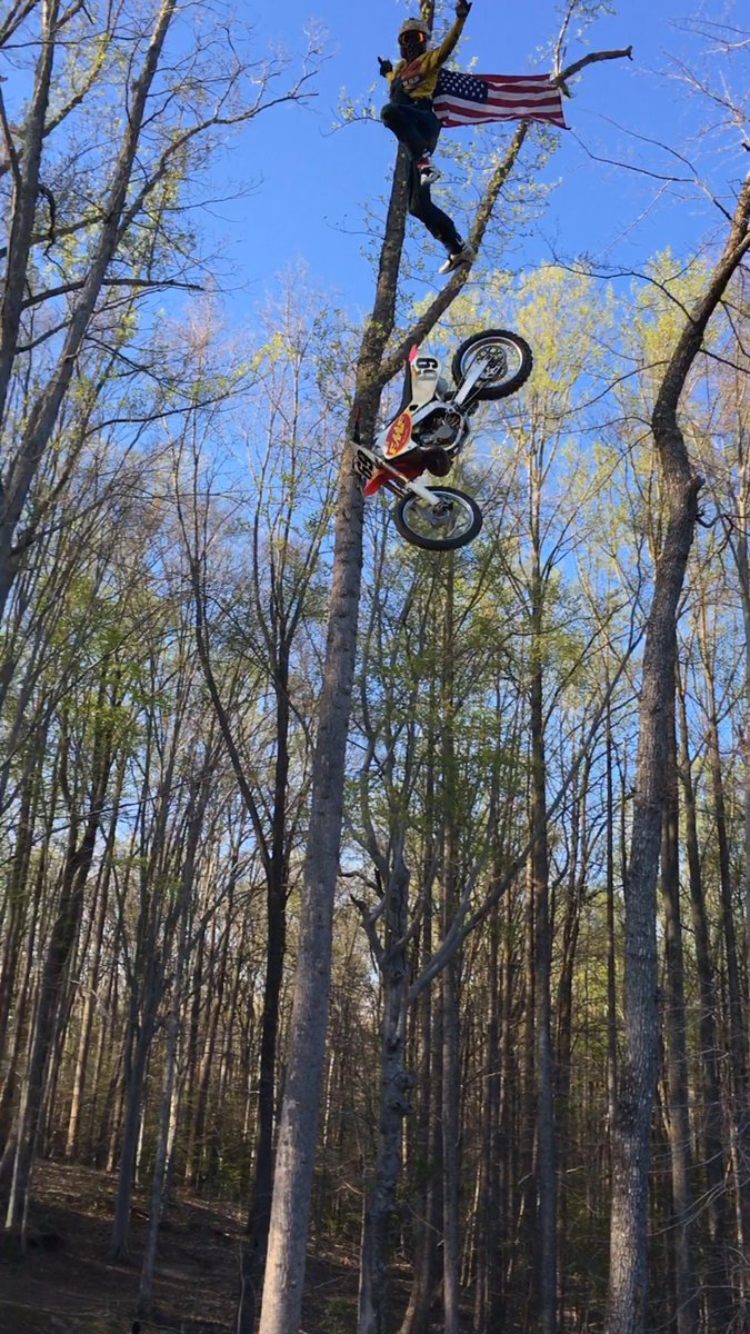 Ronnie_Mac69's tweet photo. Merica! Fuck yeah! https://t.co/ZTyOlEtCsj