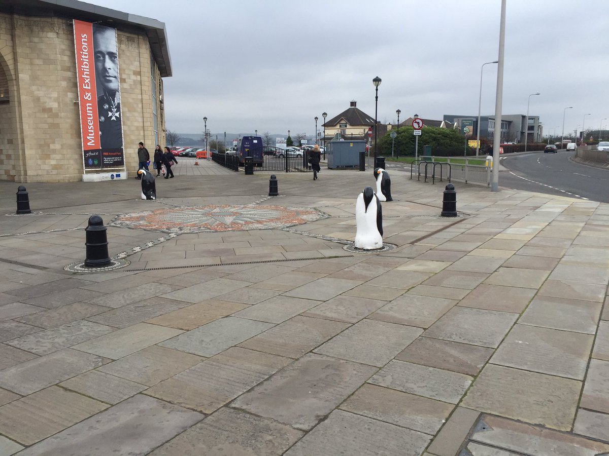 JagexDorando's tweet photo. Are you sure there was Penguins in Dundee? @JagexGrem lol https://t.co/bRTkMBBqnD