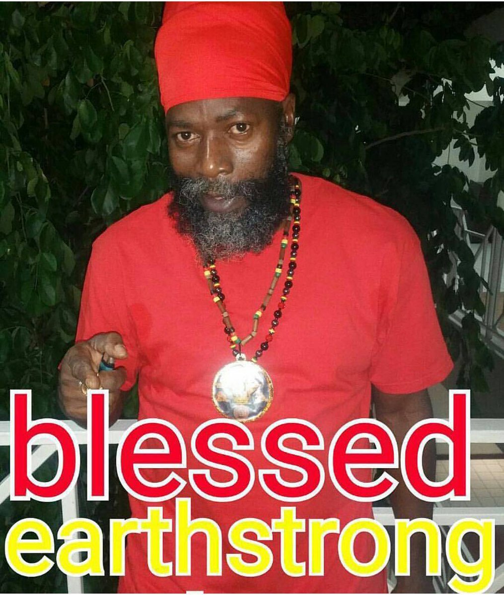 ReggaeCountdown's tweet photo. ONE MORE YEAR ON THEM!! @capletonmusic #KingShango #Capleton #Blessedearthstrong https://t.co/bZDjXFB3X4
