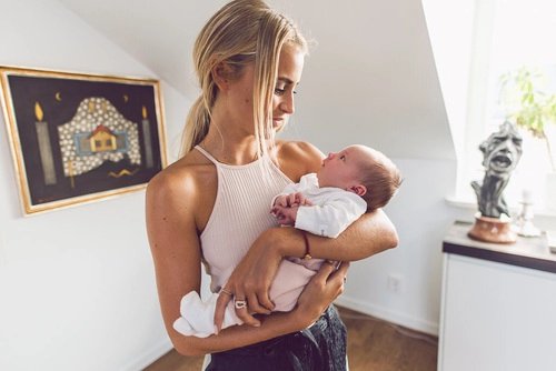 angeluanas's tweet photo. Me lembro de quando era assim e hoje já está tão grandona. https://t.co/Xpr8CxL5Rm