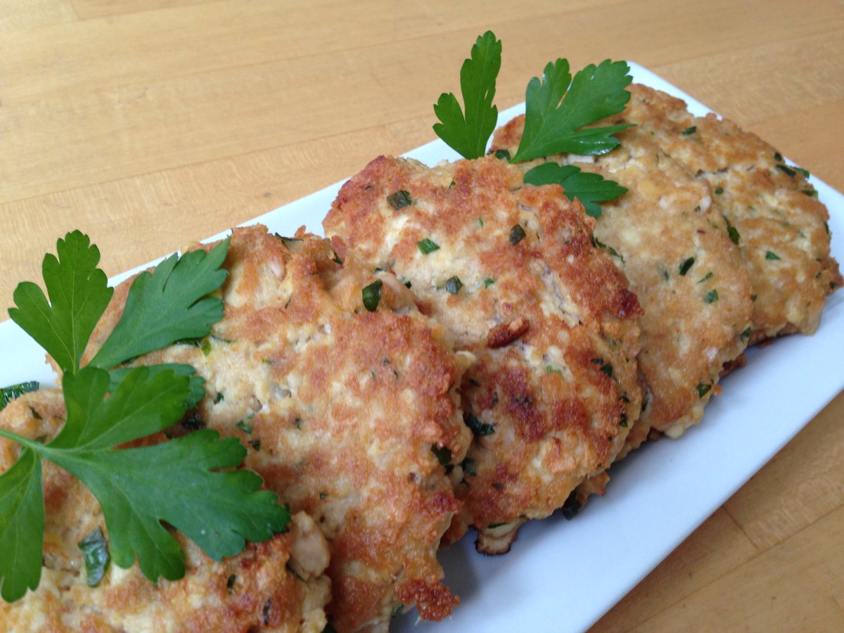 specialforksndy's tweet photo. Tuna Tofu Patties for dinner. https://t.co/ijo38qF1nv #recipe #WhatToCook #quickcook #SpecialFork https://t.co/y8LVug4XG2