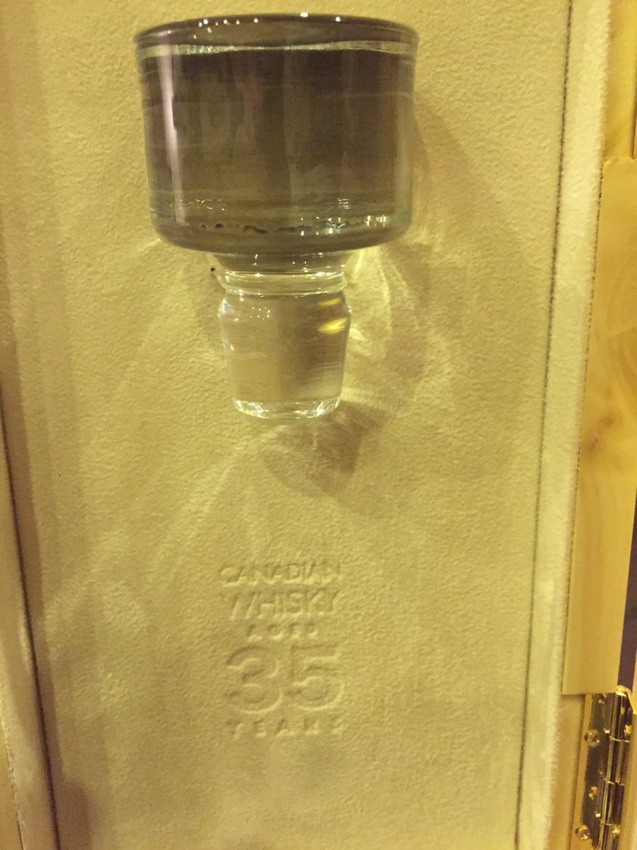 FountanaBevCo's tweet photo. The 35 YR Cdn Whisky dream  is now a reality! Huge thanks @HighwoodDistill @DavindeK @GlencairnGlass @VassiGroup ! https://t.co/eE1GVUxLv5