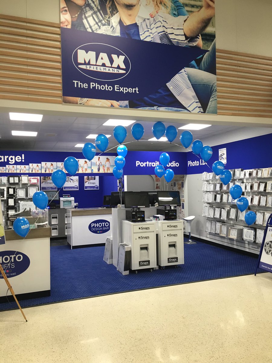 Bicester Tesco , new community centre , phone shop and photo lab , all ready to open <a href="/BicesterTesco/">BICESTER TESCO</a> <a href="/19Paul77/">Paul Phillips</a>